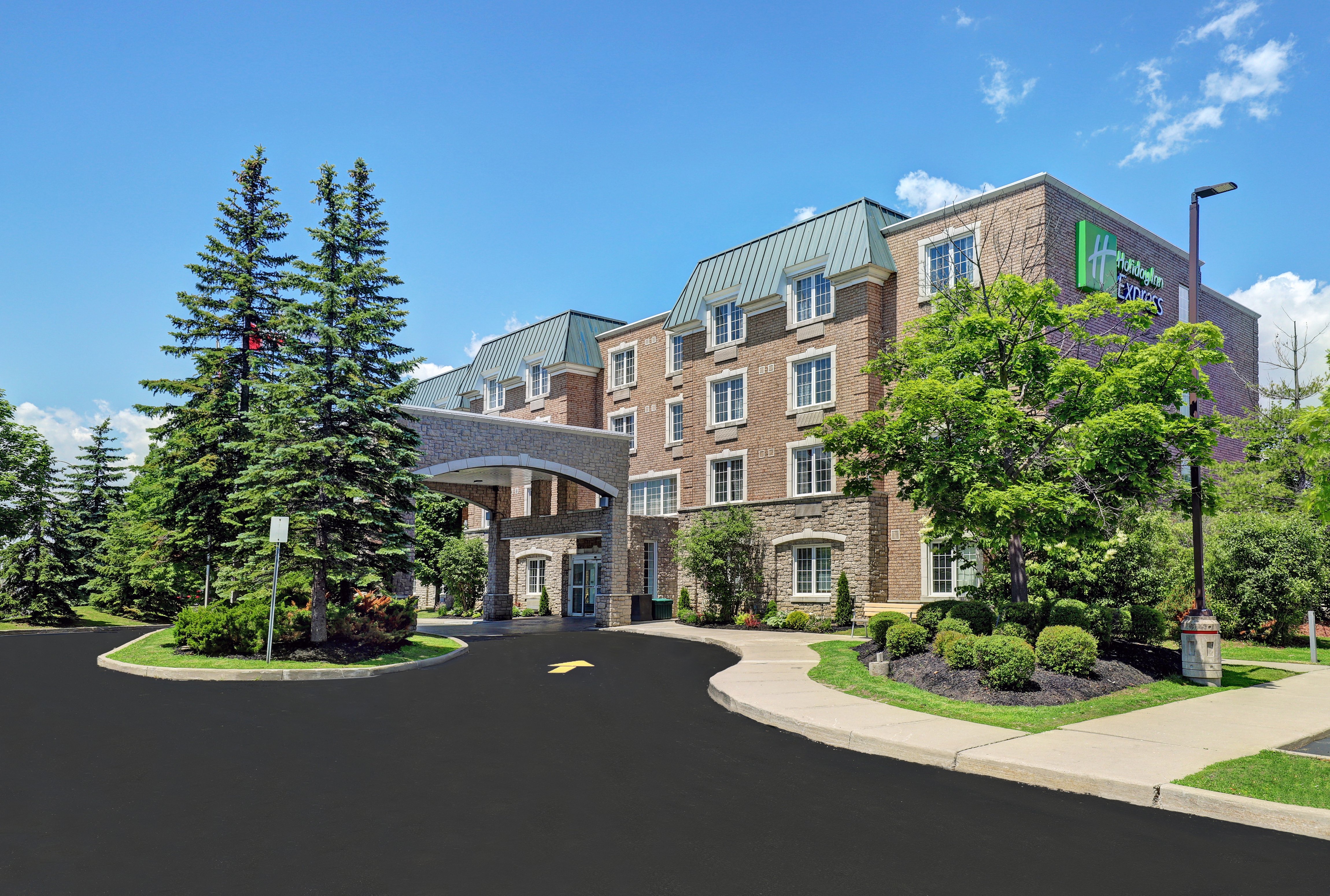 Holiday Inn Express Whitby Oshawna