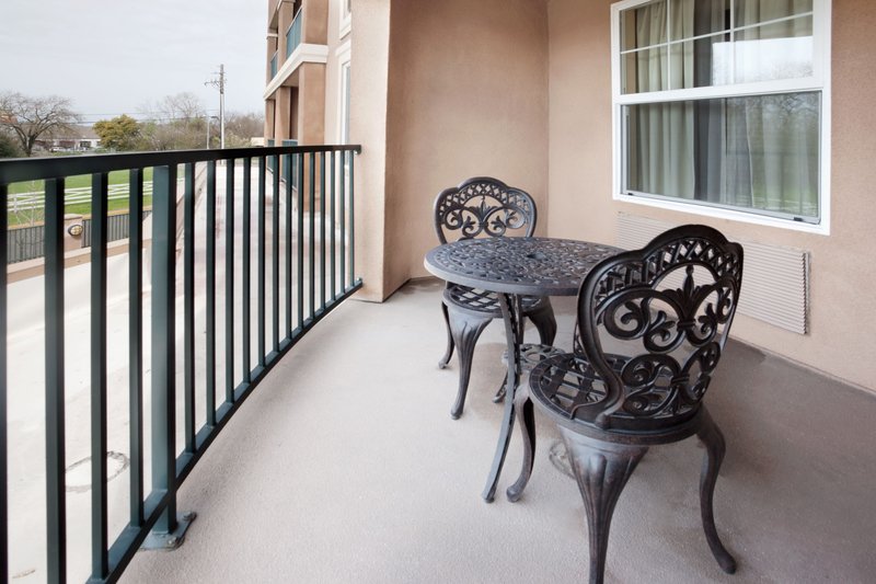 HOLIDAY INN EXPRESS WINDSOR