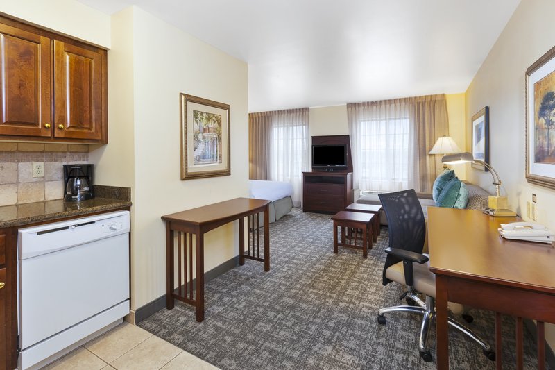 STAYBRIDGE SUITES OKEMOS