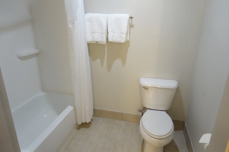 Holiday Inn Express and Suites Brentwood