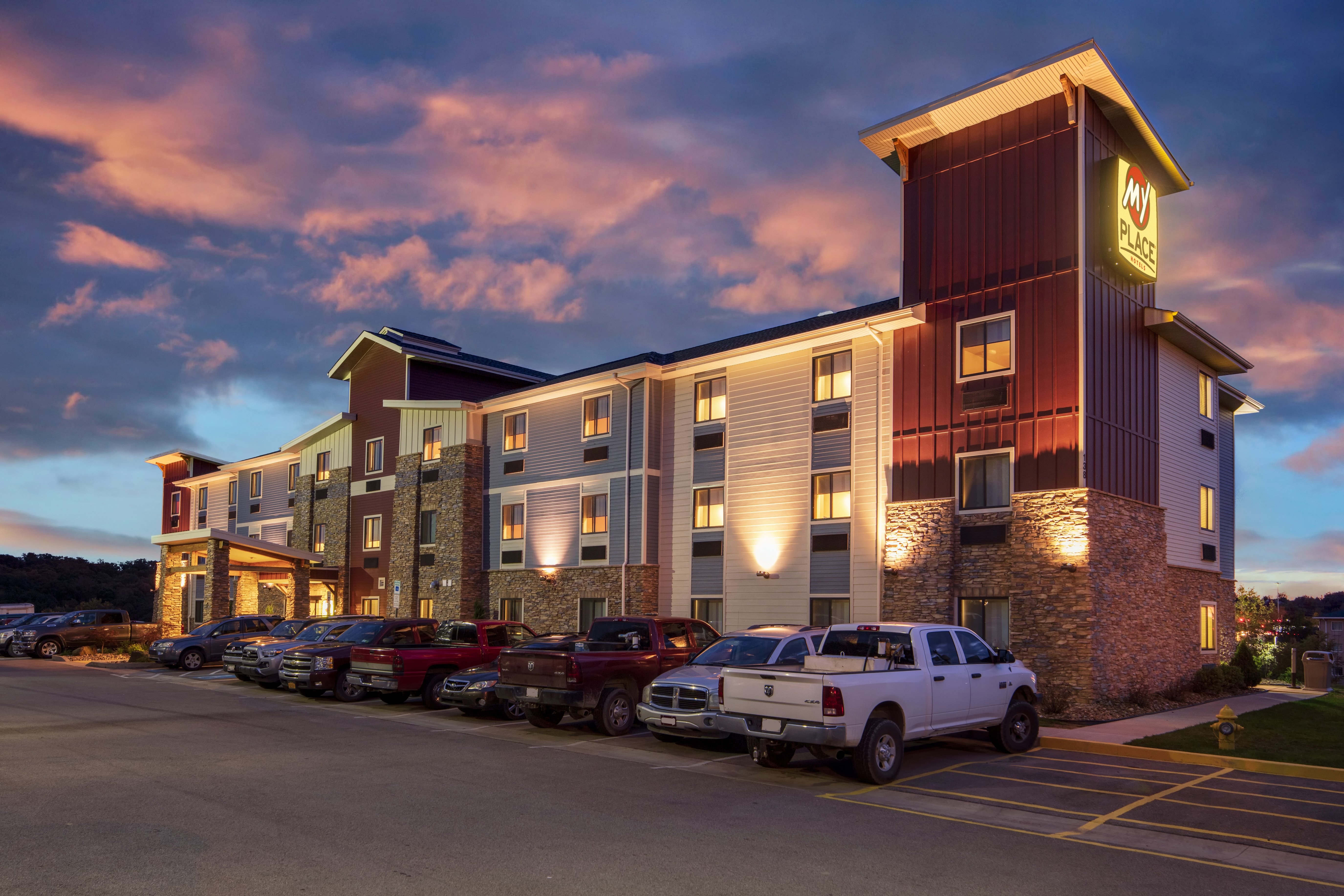 My Place Hotel-Beaver Valley