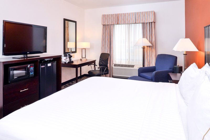 HOLIDAY INN EXP STES GRNFIELD