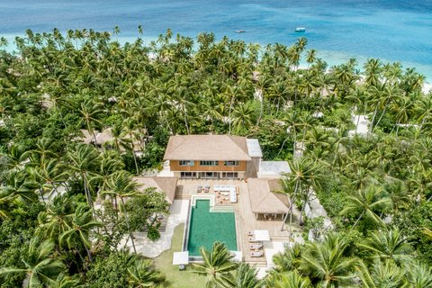 Three Bedroom Beachfront Residence