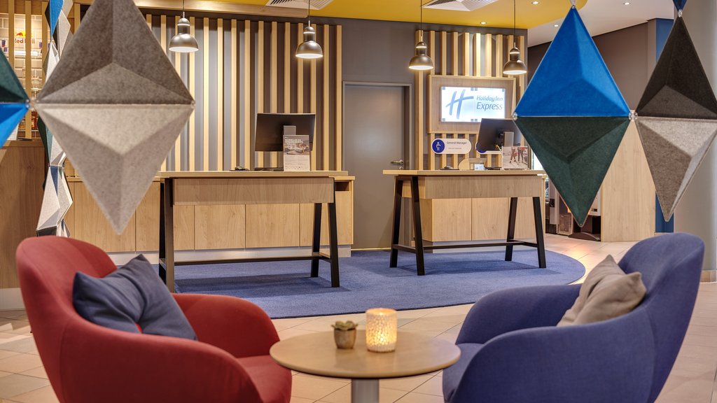 Plan your day over coffee in our Lobby area
