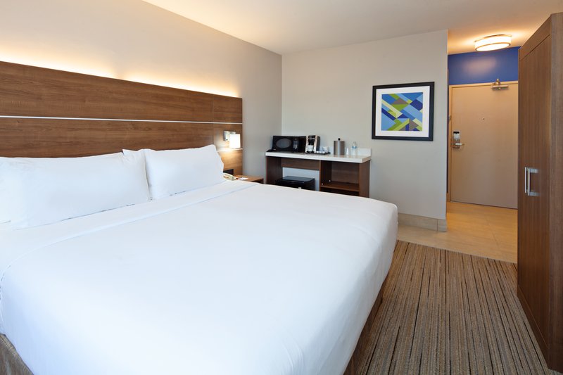 Holiday Inn Express Escondido