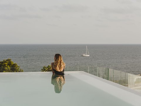 Infinity Pool