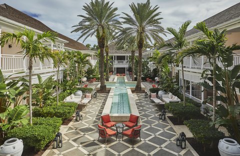 Hartford Courtyard