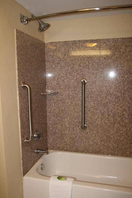 Holiday Inn Express and Suites Greenville