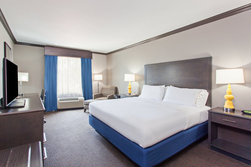 HOLIDAY INN EXP STES WHARTON