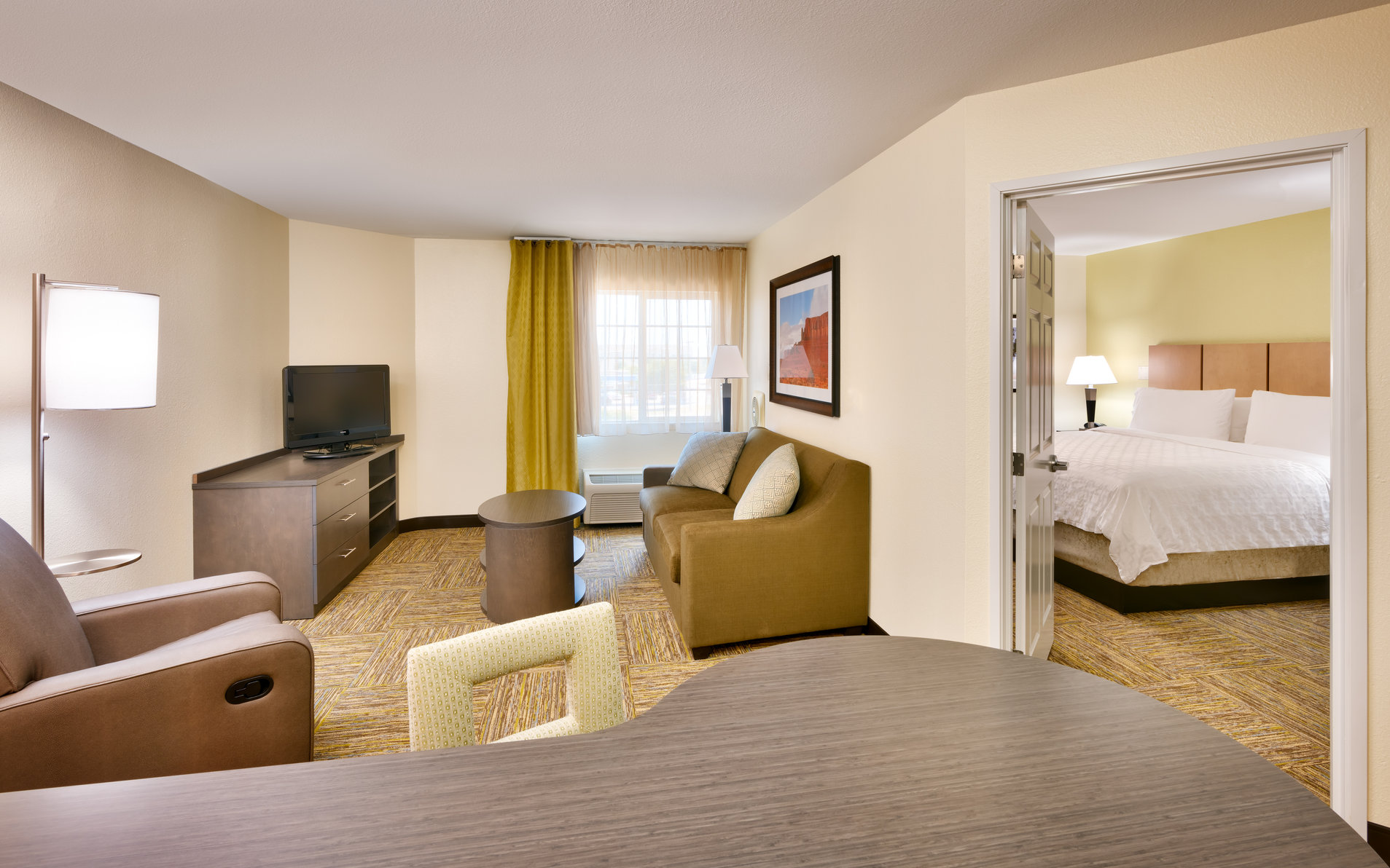 Candlewood Suites Plano East Room Type - 1 King Bed One Bedroom Suite