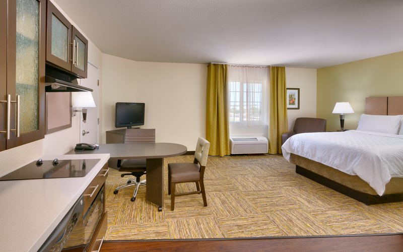 Candlewood Suites E Plano