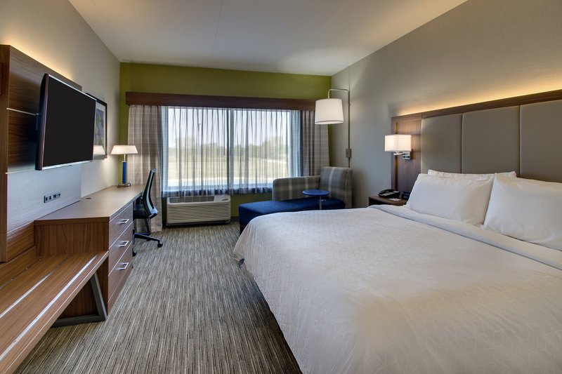 Holiday Inn Express and Suites Findlay North