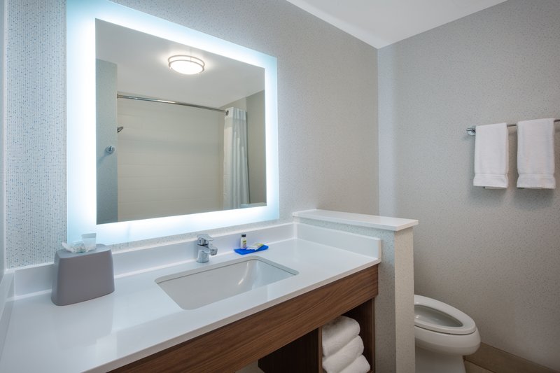 Holiday Inn Express and Suites Chico