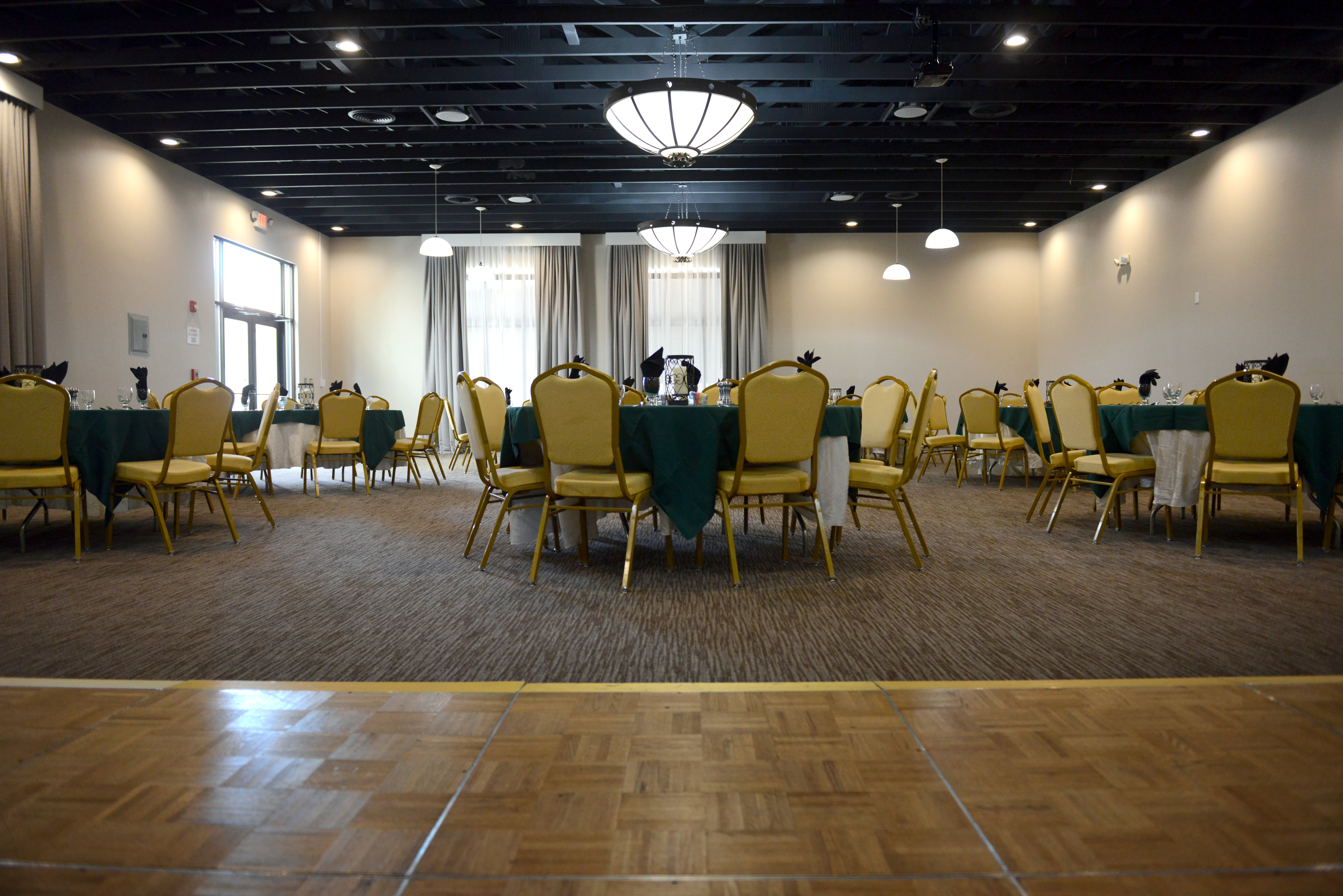 HOLIDAY INN SUNLAND PARK