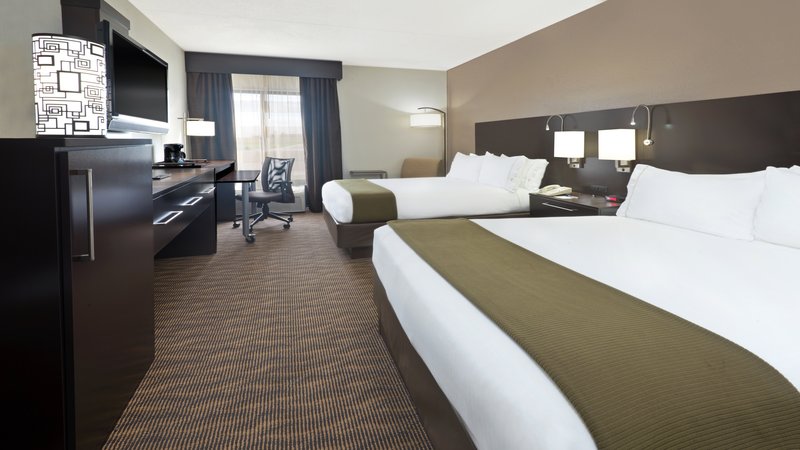 HOLIDAY INN EXP SUITES COLBY