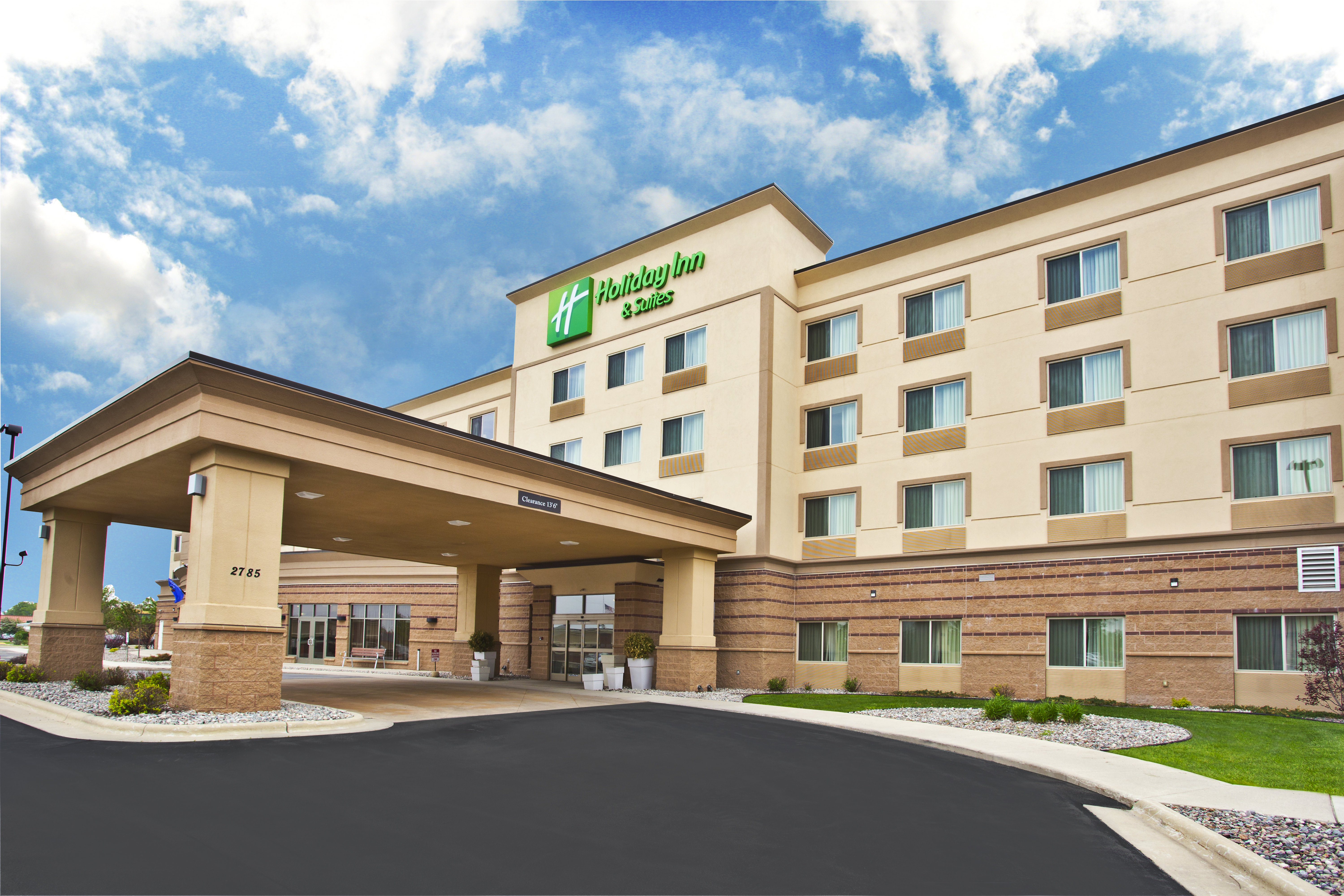 Holiday Inn & Suites Green Bay Stadium