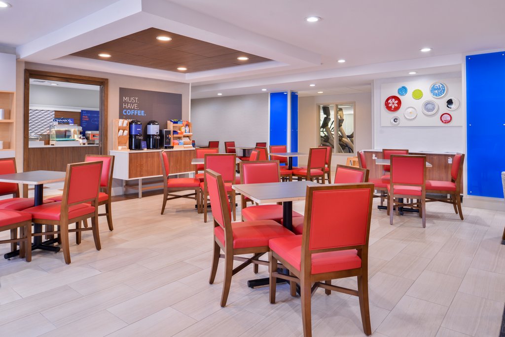 Various seating options during free hot breakfast buffet.