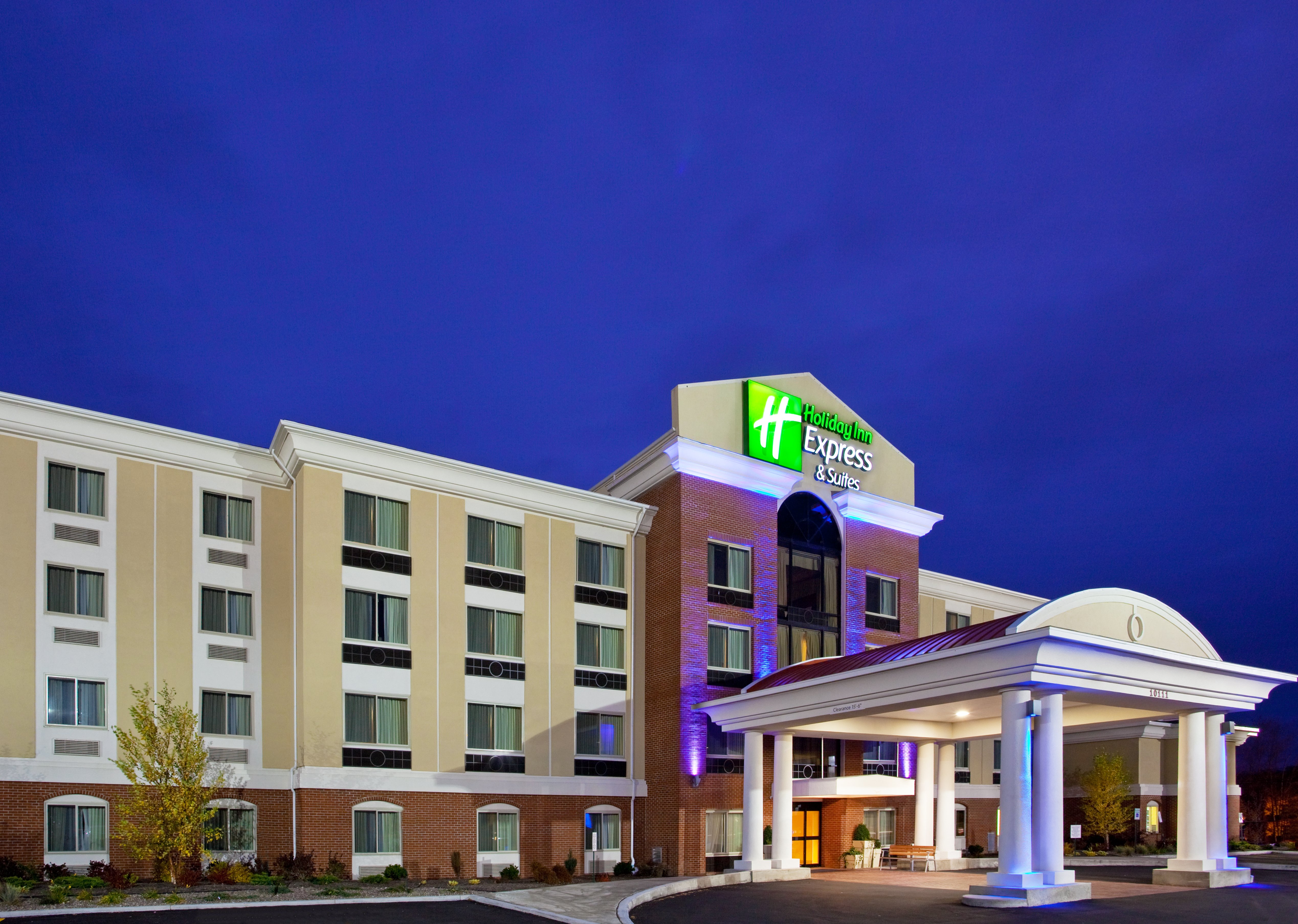 Holiday Inn Express Niagara Falls