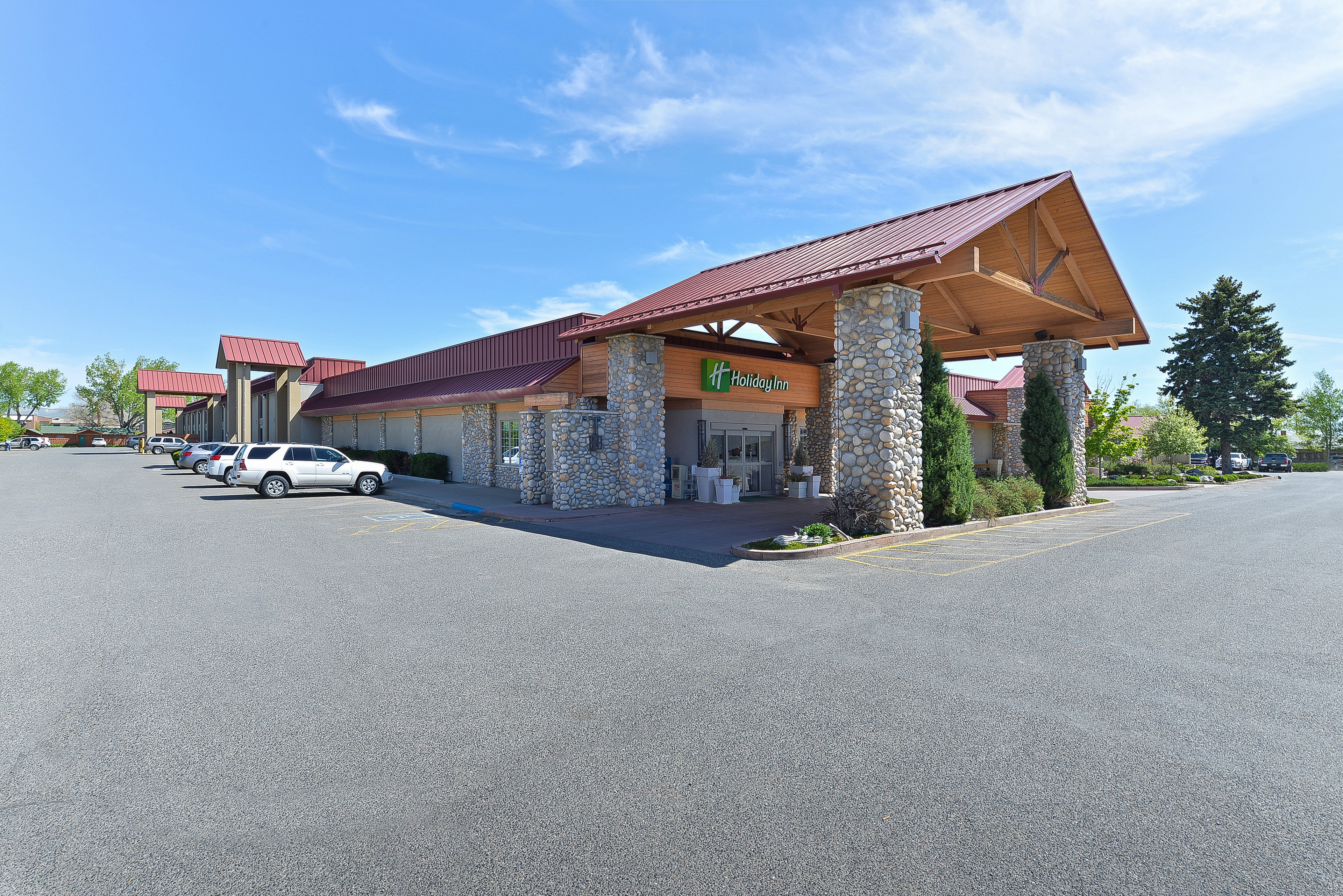 Holiday Inn at Buffalo Bill Village