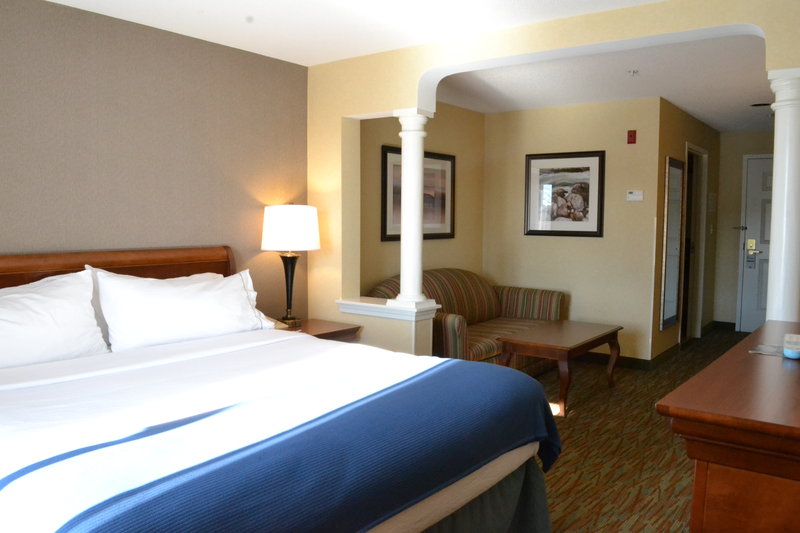 HOLIDAY INN EXPRESS BIDDEFORD