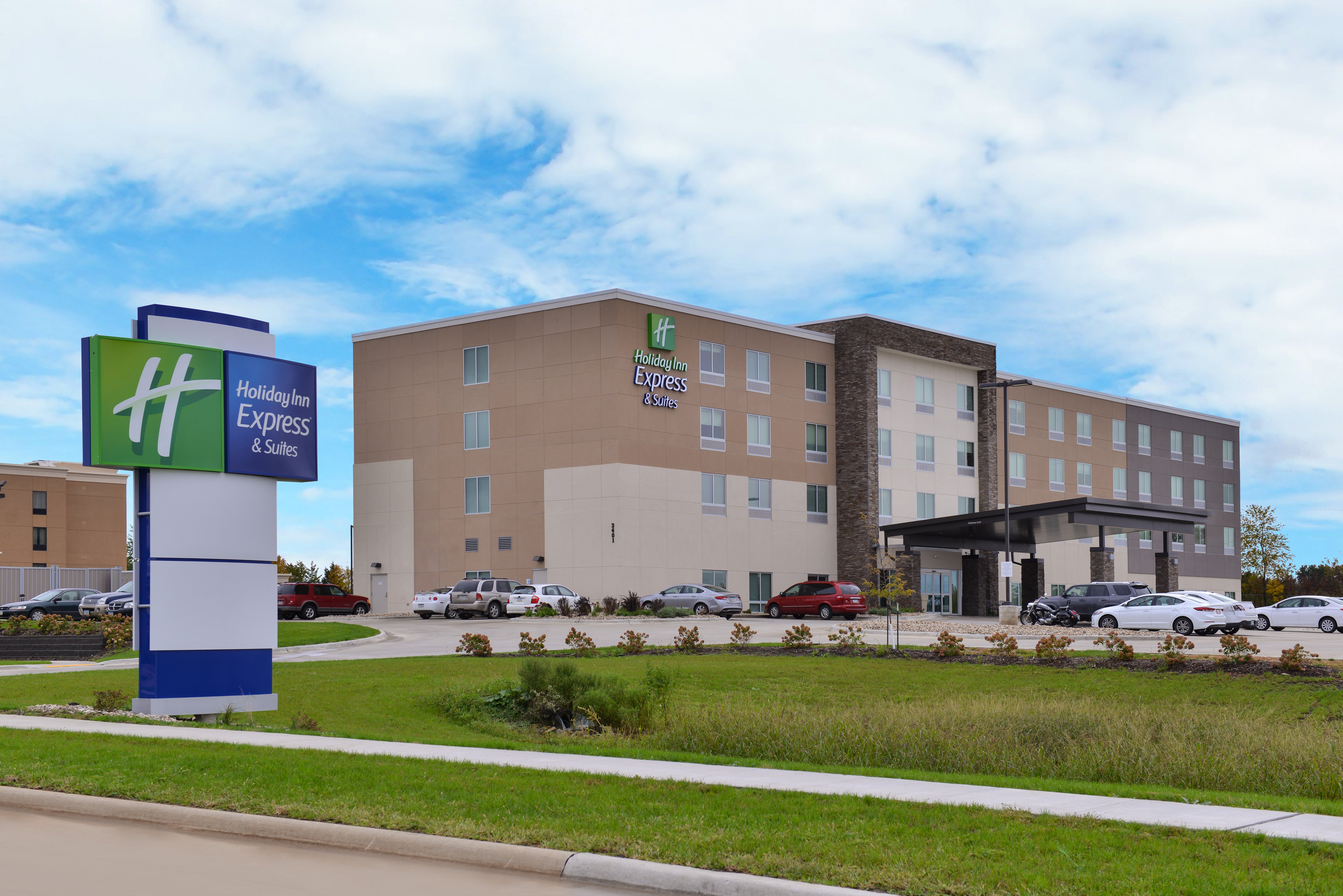 Holiday Inn Express & Stes Marshalltown