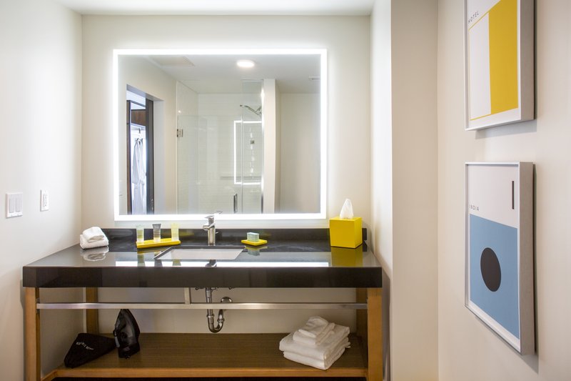 Hotel Indigo Seattle Everett Waterfront