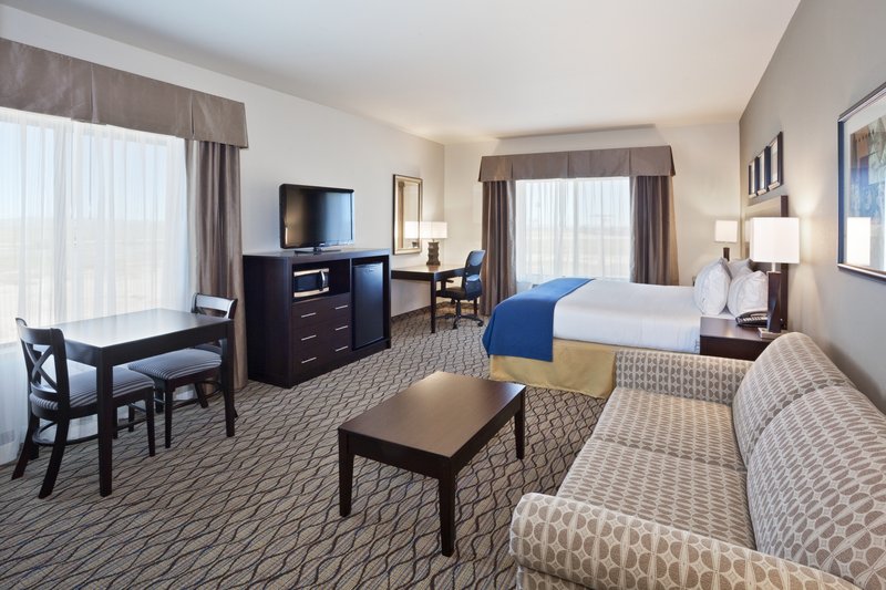 Holiday Inn Express and Suites Deming Mimbres Valley