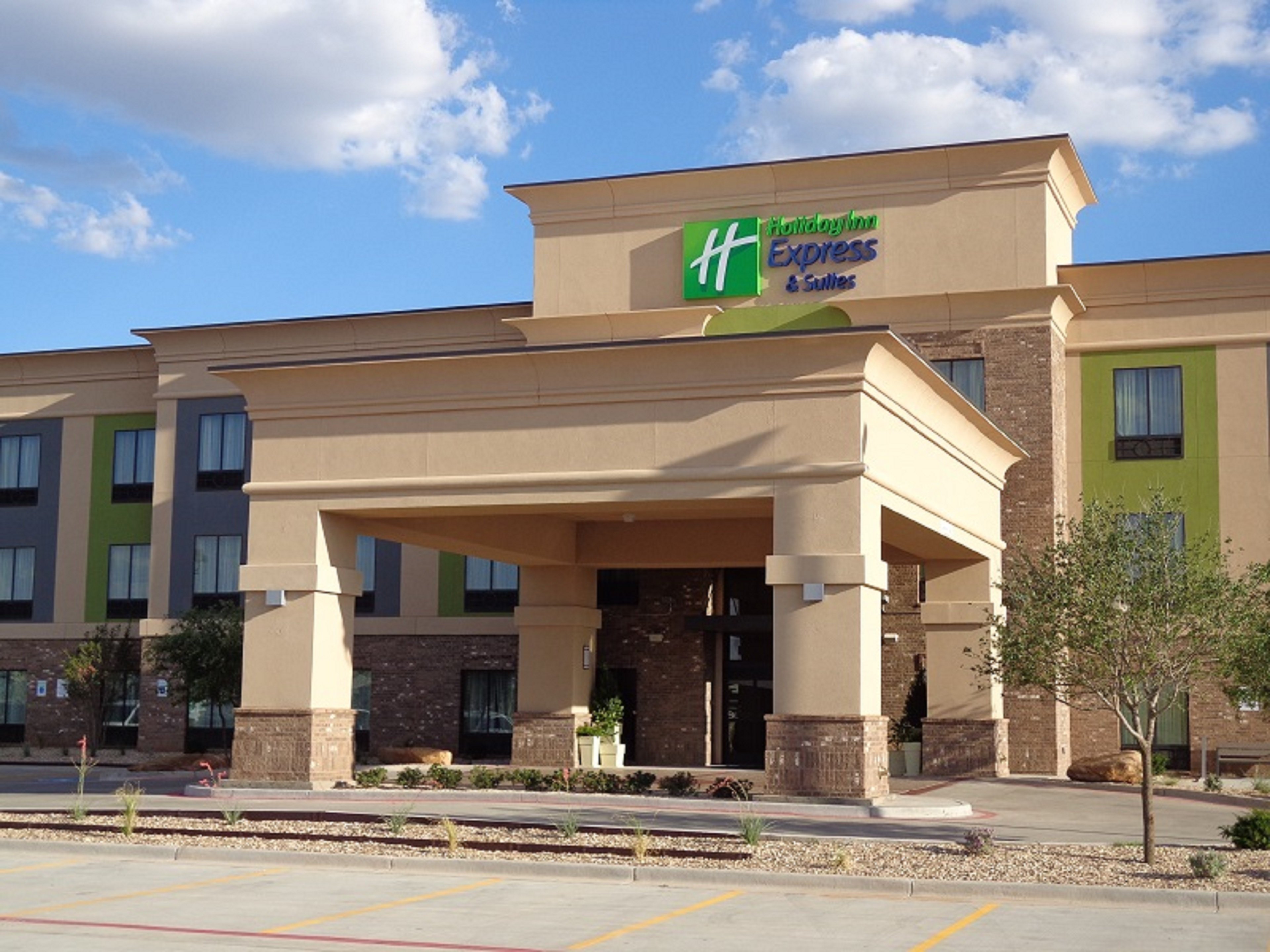 Holiday Inn Express Suites South