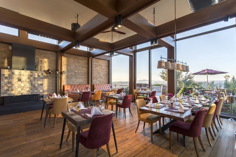 Ariana Sustainable Luxury Lodge