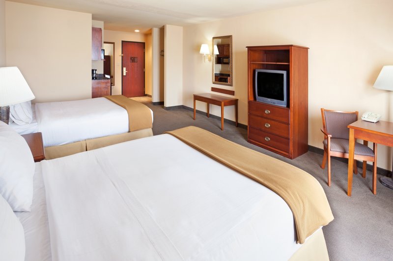 HOLIDAY INN EXP STES KERRVILLE