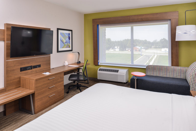 Holiday Inn Express and Suites Siloam Springs