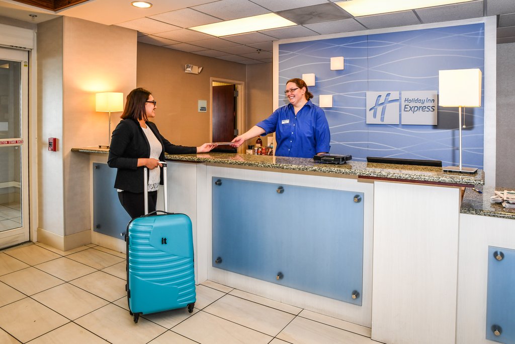 Welcome to Holiday Inn Express Concord