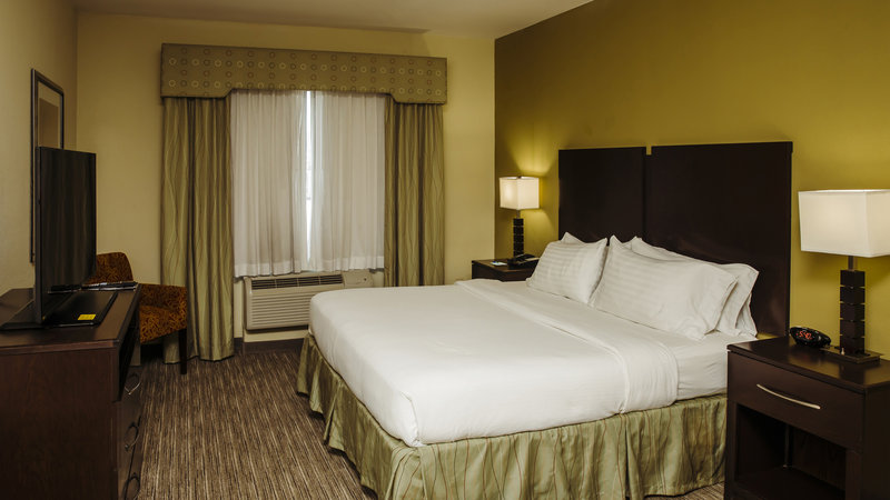 HOLIDAY INN EXPRESS WALLER