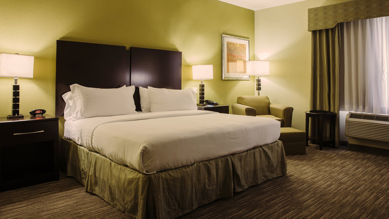 HOLIDAY INN EXPRESS WALLER