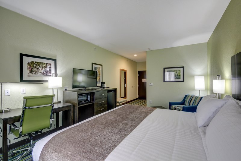 HOLIDAY INN EXPRESS CARRIZO SPRINGS