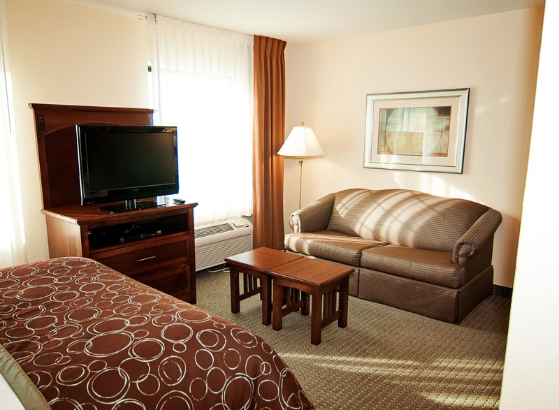 STAYBRIDGE SUITES WICHITA