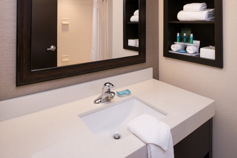 Holiday Inn Express and Suites Monroe
