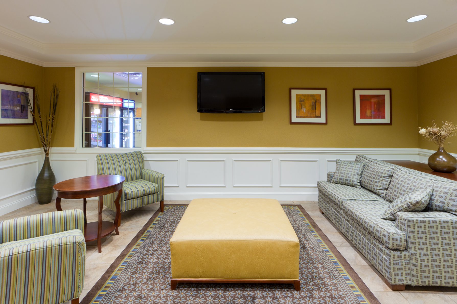 Hotel Lobby