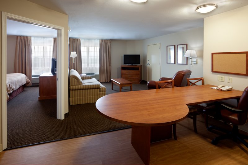 CANDLEWOOD SUITES SAN ANTONIO