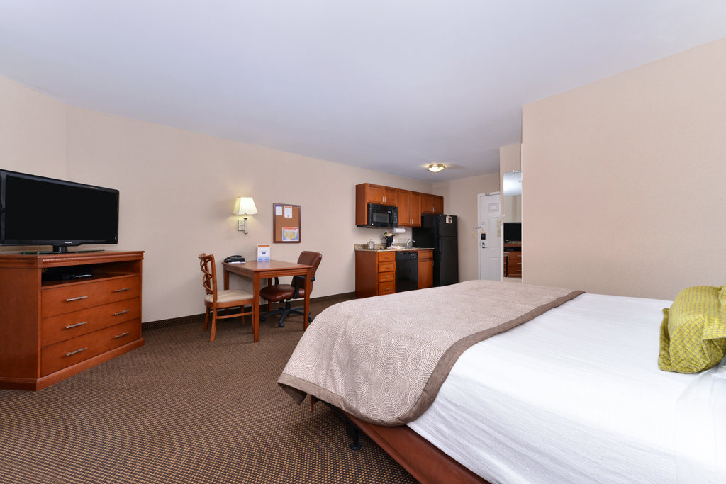 Candlewood Suites Elmira Horseheads - Tap to explore photos