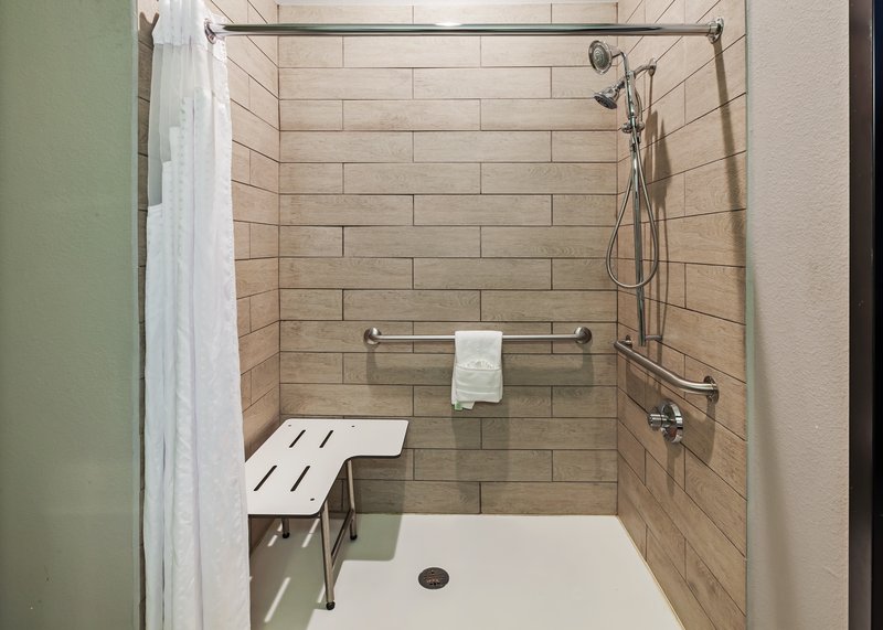 Holiday Inn Express and Suites Perryton