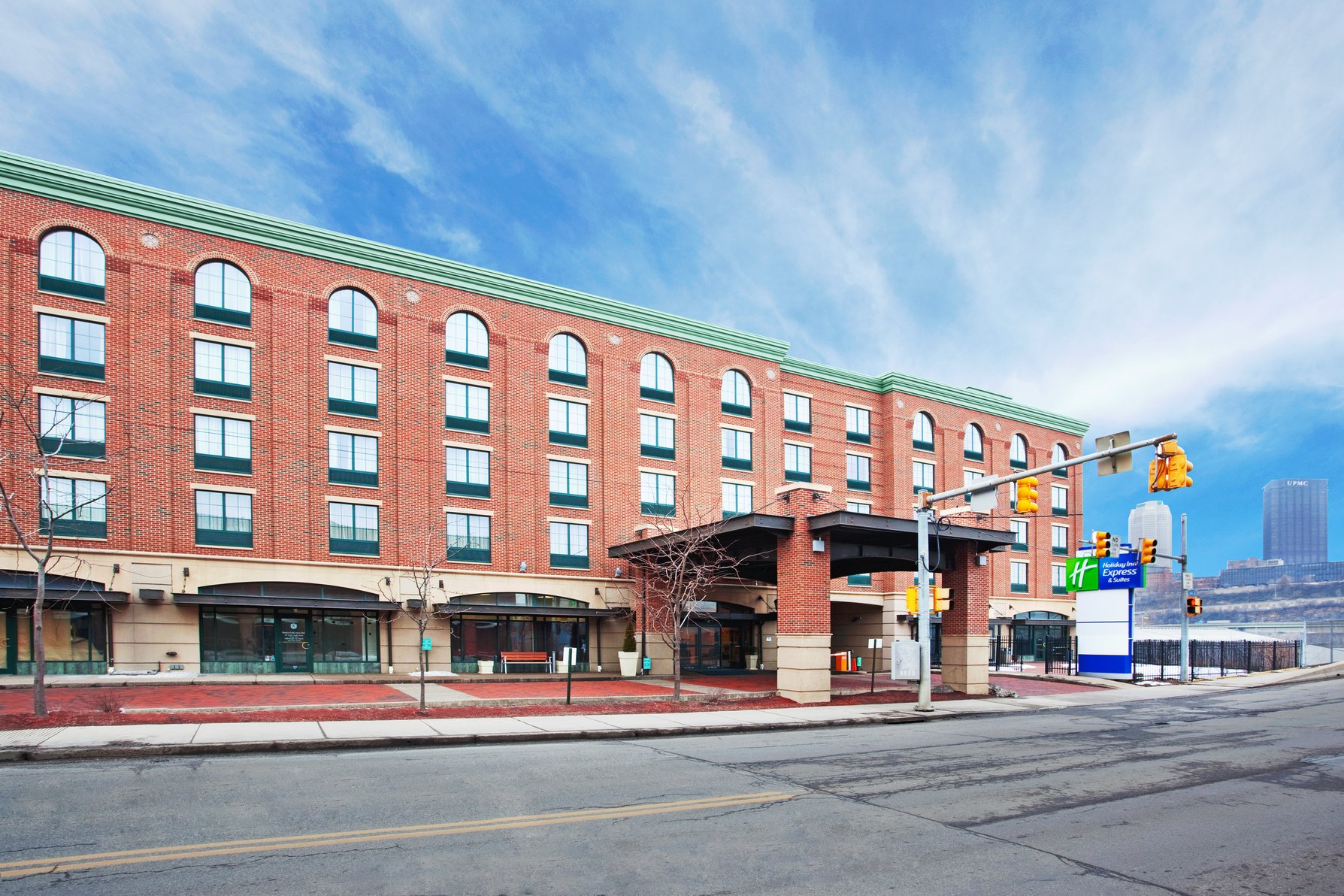 Pittsburgh awaits you.  Walking distance to CMU University
