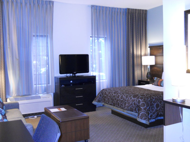 STAYBRIDGE SUITES CMH AIRPORT
