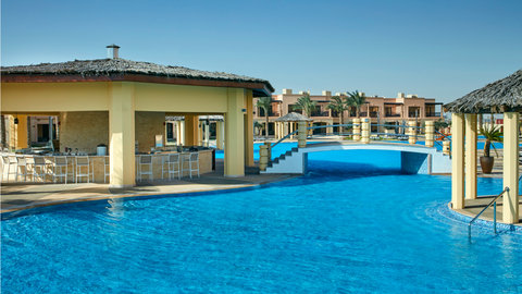Free-form Swimming Pool