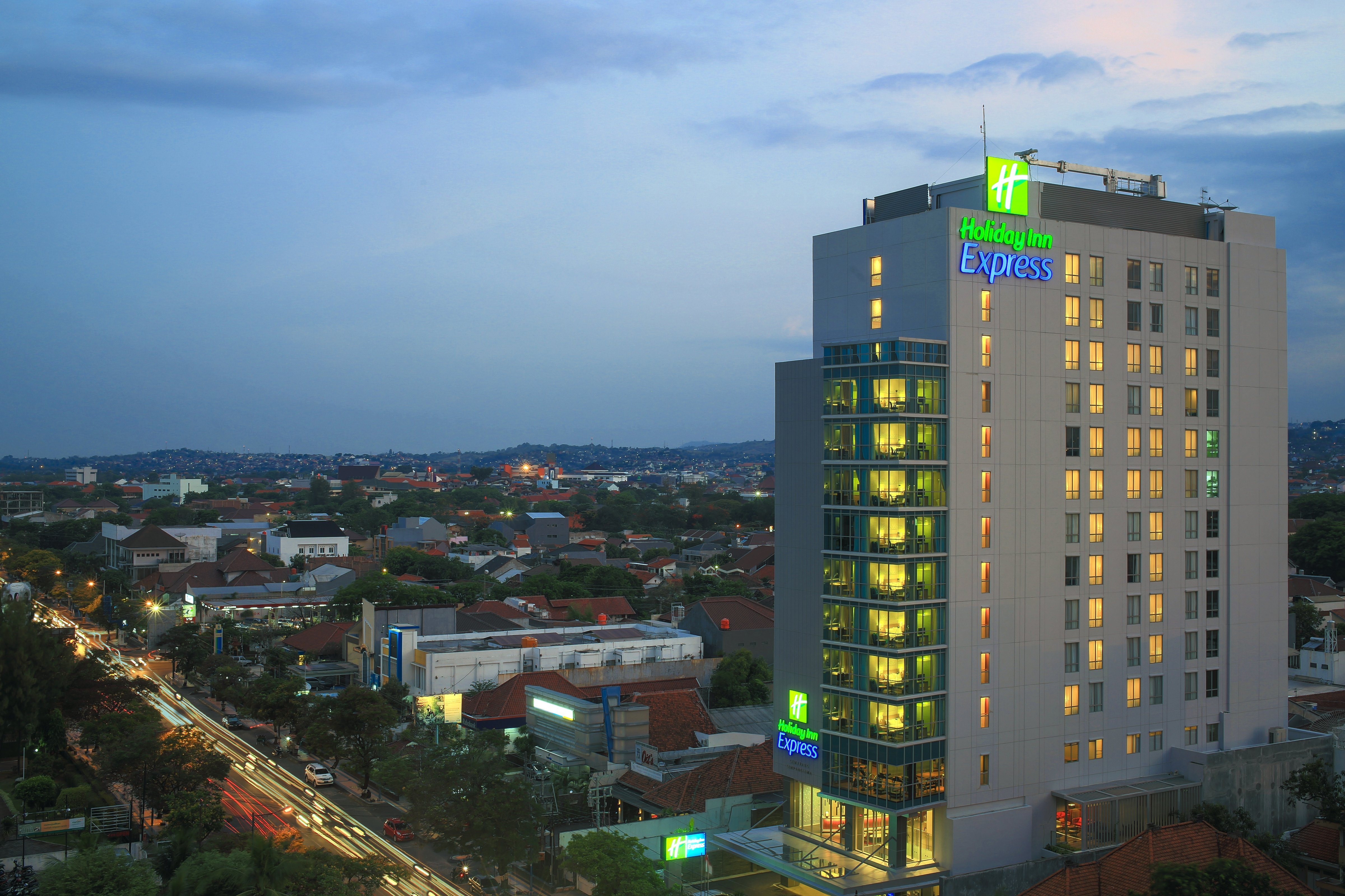 Holiday Inn Express Semarang Simpang