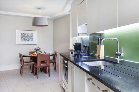Kings One Bedroom Suite Kitchen