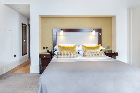 Kings Junior Suite Bedroom