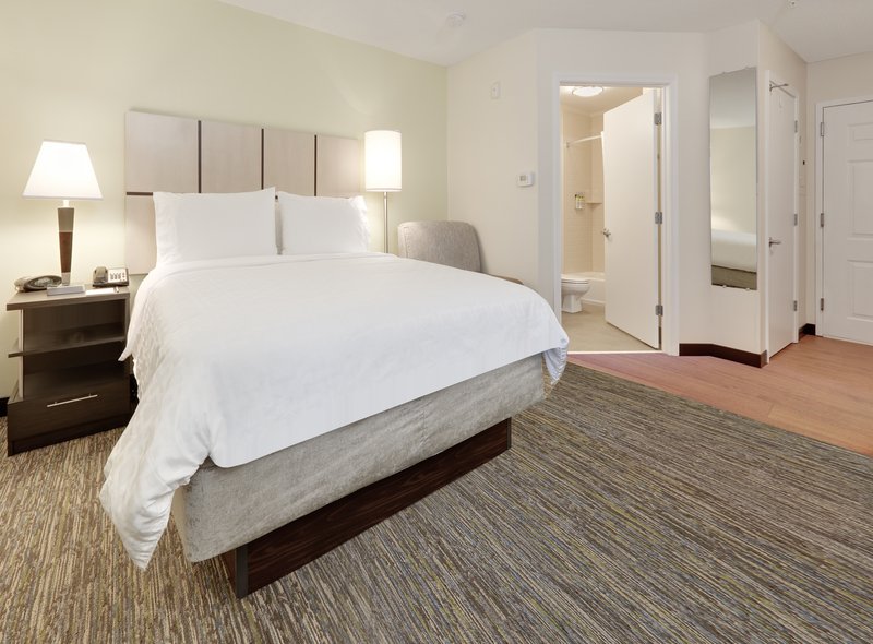 CANDLEWOOD SUITES SALINA