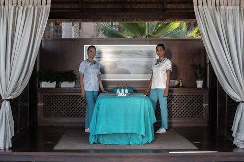 Jumeirah Talise Spa Beach Cabana