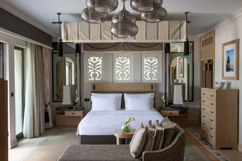 Jumeirah Dar Al Masyaf Gulf Arabian Suite Bedroom